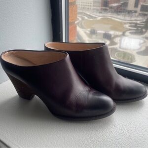 Kelsie Dagger Ombré Leather Clogs